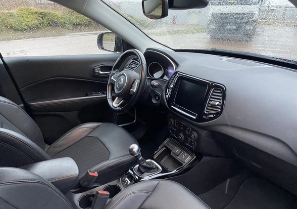 Jeep Compass cena 94900 przebieg: 49405, rok produkcji 2021 z Białystok małe 301
